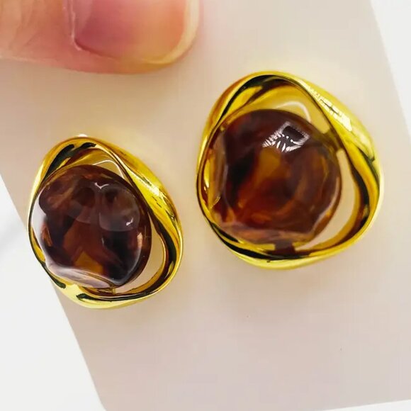 NEW Yellow goldtone amber resin earrings 925 silver posts - Picture 2 of 3